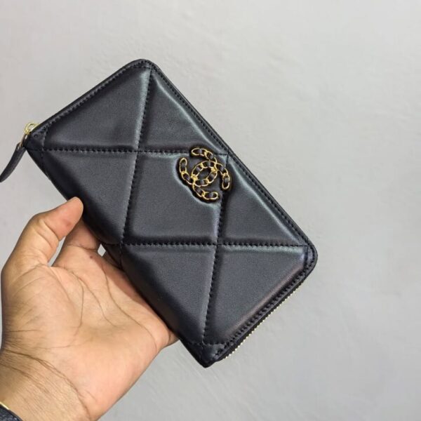 Chanel Black Leather 19 Continental Wallet Chanel